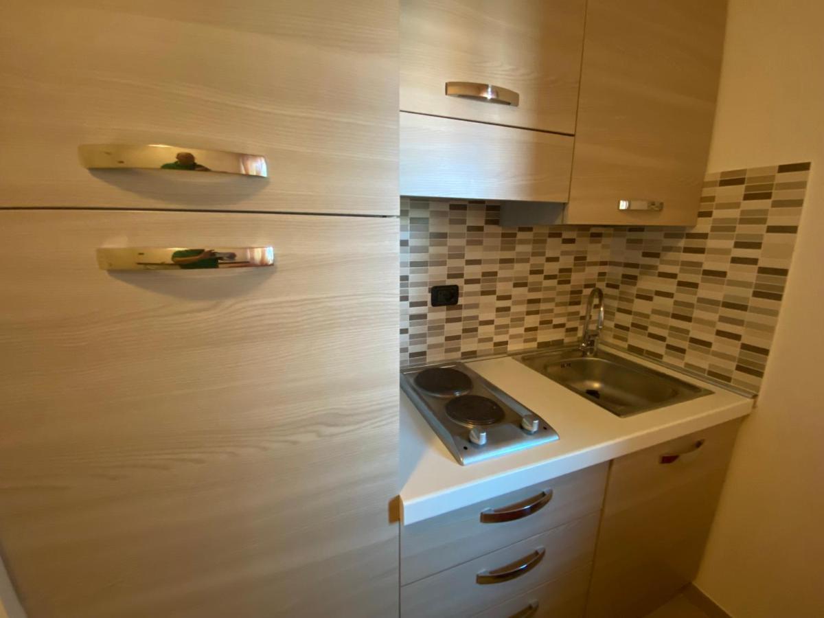 Residence Roxy Мисано Адриатико Екстериор снимка