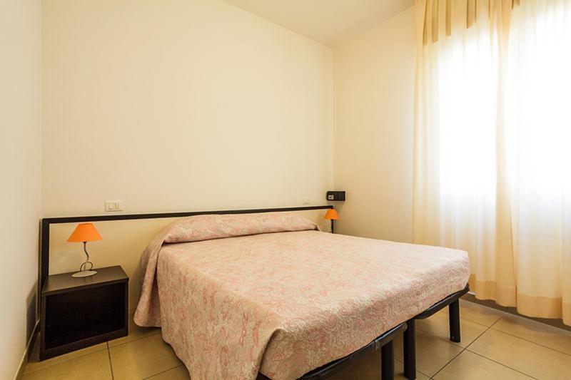 Residence Roxy Мисано Адриатико Екстериор снимка