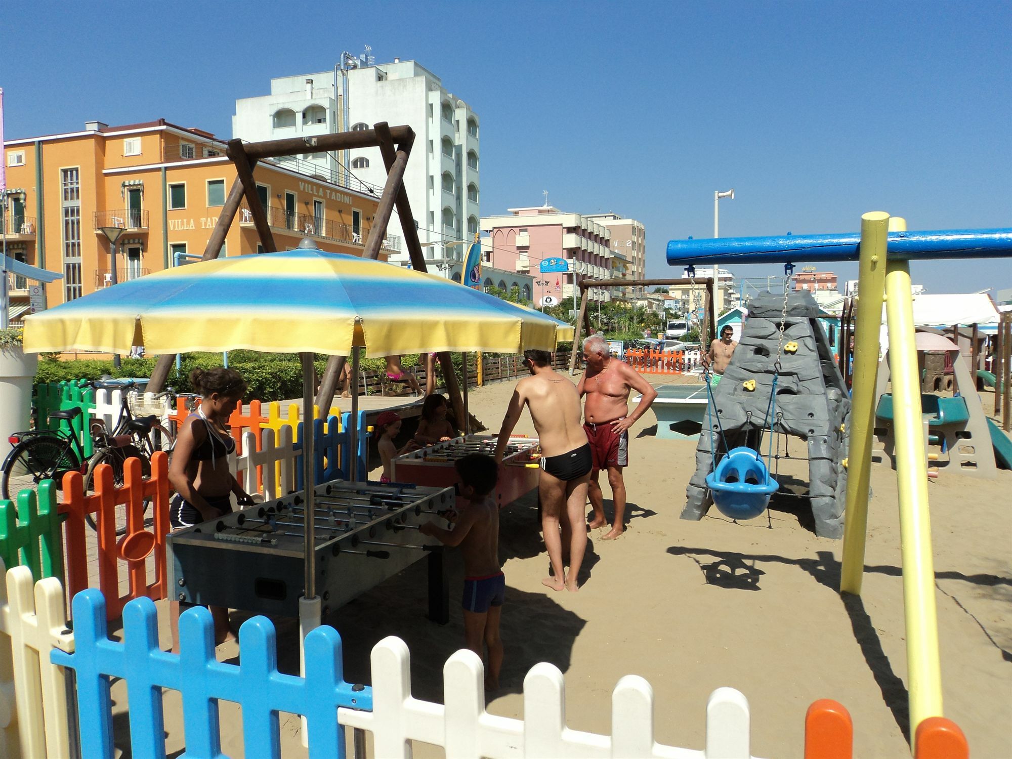 Residence Roxy Мисано Адриатико Екстериор снимка